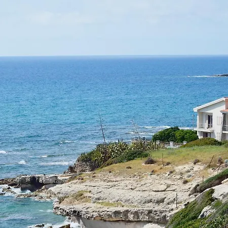 Ampio Marina Di