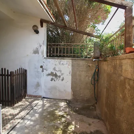 別荘 Ampio Marina Di アルブス