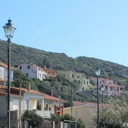 Ampio Marina Di * Arbus