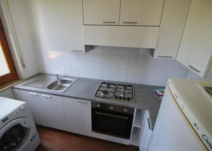 Ampio Marina Di Tatil Evi